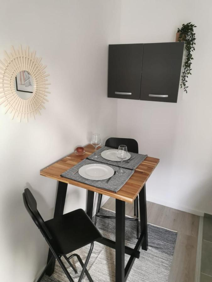 Studio Cosy Et Renove A 2 Pas Gare Reims Centre - Rue Apartment Екстериор снимка